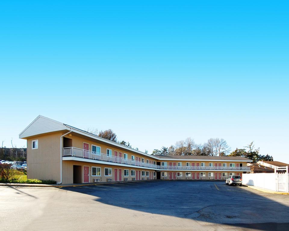 Rodeway Inn West Dodge 오마하 외부 사진
